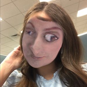 Meet your Posher, Devina